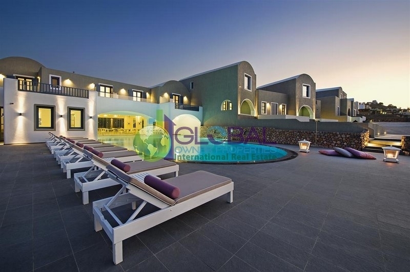 (Verkauf) Gewerbeimmobilien Hotel || Cyclades/Santorini-Thira - 1.600 m², 32.000.000€ 